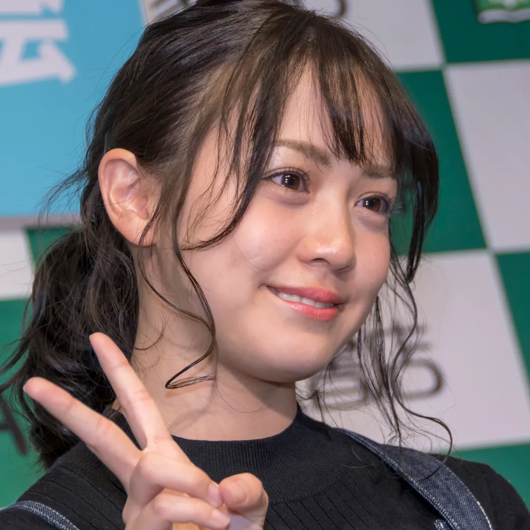 現在は女優やタレントとして活躍中の奥仲麻琴