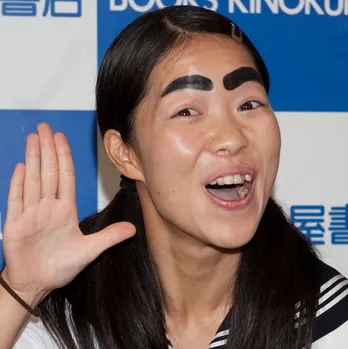 イモト&工藤阿須加の2SHOT+仲村トオルが大反響「おもしろすぎる笑」