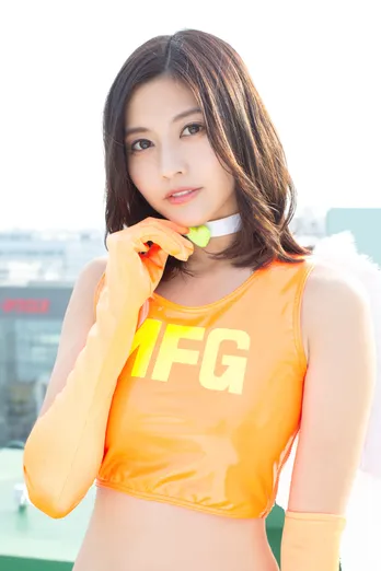 “新くびれの女王”林ゆめ「気持ちの変化が大きかった」<01familia10人の新年(6)>