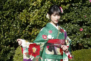 玉田志織「性格が悪い女の子の役にも挑戦してみたい」＜晴れ着美女新春インタビュー(2)＞