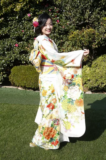 川瀬莉子「自分自身を鍛えていつかはドラマに…」＜晴れ着美女新春インタビュー(8)＞