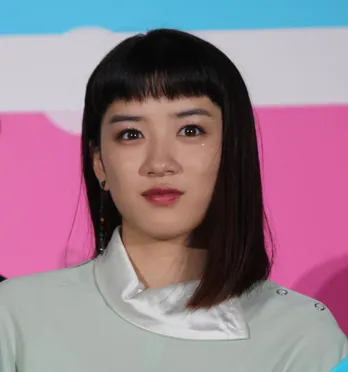 永野芽郁、紅白は「本当に贅沢な時間でした」佐藤健と“半青”コンビのキュートな生配信が話題に