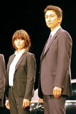 映画「SP THE MOTION PICTURE 野望篇」の完成披露試写会に出席した真木よう子と神尾佑（写真左から）