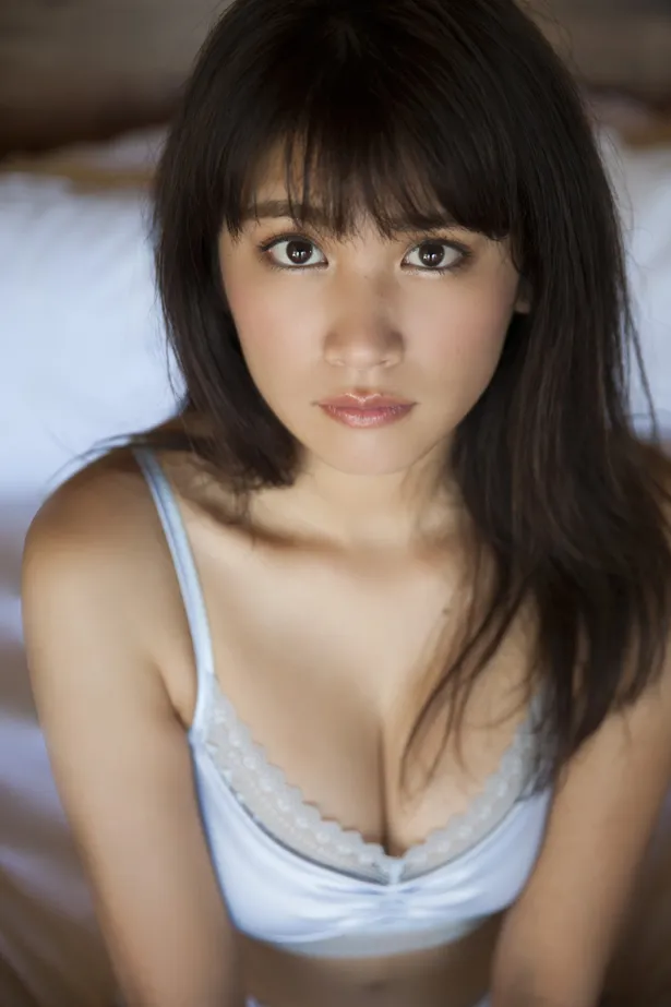 久松郁実が初のハワイ撮影で開放的に 美ボディー を披露 写真特集 画像3 5 芸能ニュースならザテレビジョン