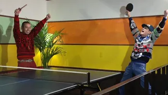 「いろはに千鳥」卓球伝説新章! “卓球芸人”千鳥に立ちはだかる対戦相手とは?