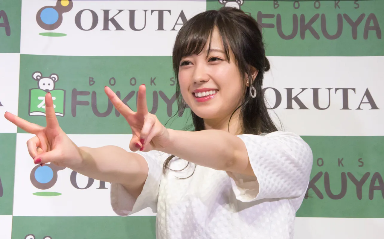 井上理香子ファースト写真集発売イベントより