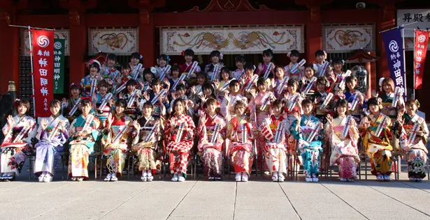 「AKB48グループ2019年新成人メンバー成人式記念撮影会」が神田明神で行われた