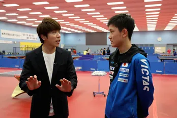 村上信五、間近で見る張本智和選手のサーブに衝撃!「絶対当たらへんわ」