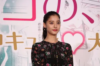 新木優子、美腹筋＆くびれあらわな無双級SHOTに称賛の声殺到「キレイすぎてビビる」