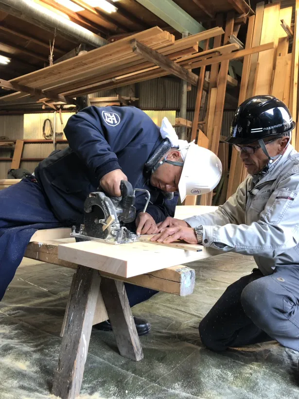 画像 有吉弘行が故郷 広島へ恩返し 露天風呂作りで林業に挑戦 5 7 Webザテレビジョン