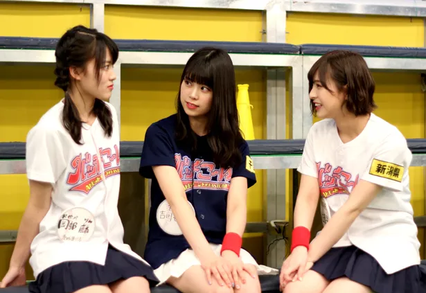 「AKB48チーム8のKANTO白書　バッチこーい！」に出演する岡部麟、吉川七瀬、佐藤栞の3人が対談