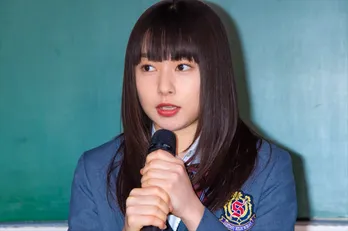 <僕キミ>桜井日奈子、夜の教室で野村周平と密着!ファン興奮「キュンとした…!!」