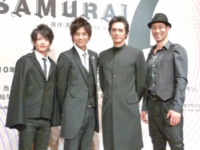 （写真左から）西島、三浦、加藤、住谷らは、それぞれが抱く侍へのイメージを語った