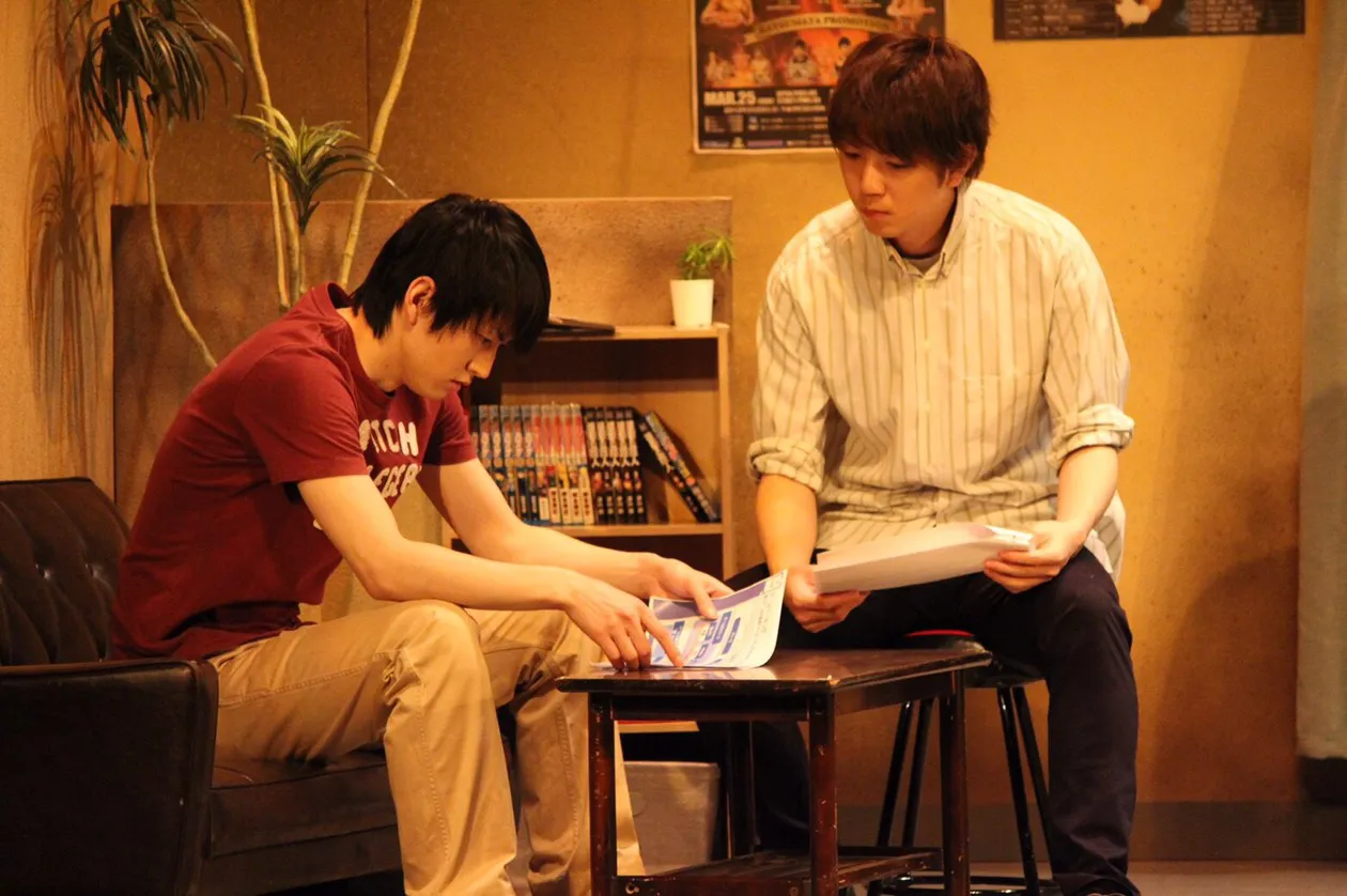 【写真を見る】和田（写真左）はシリーズ第1弾、第2弾にも出演し、本作でも引き続き番野哲也を演じる