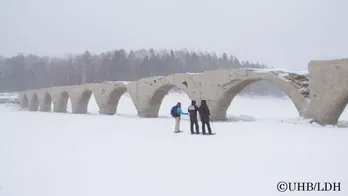 EXILE SHOKICHIとSWAYが“幻の橋”タウシュベツ川橋梁を目指す