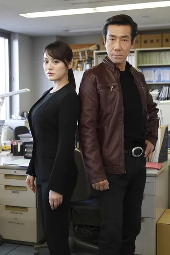 黒い女刑事、再び！貫地谷しほり＆岸谷五朗共演の刑事ドラマ第2弾が放送決定