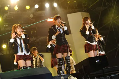 AKB48史上初の3D映像で、ライブの模様が配信される