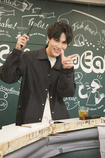 中川大志、愛する釣りの腕前披露!目を閉じて魚を釣り上げる神技も【中川大志連載】