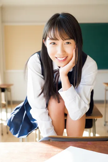 黒木ひかり、特別な制服に興奮「変なダンスをした記憶が…」