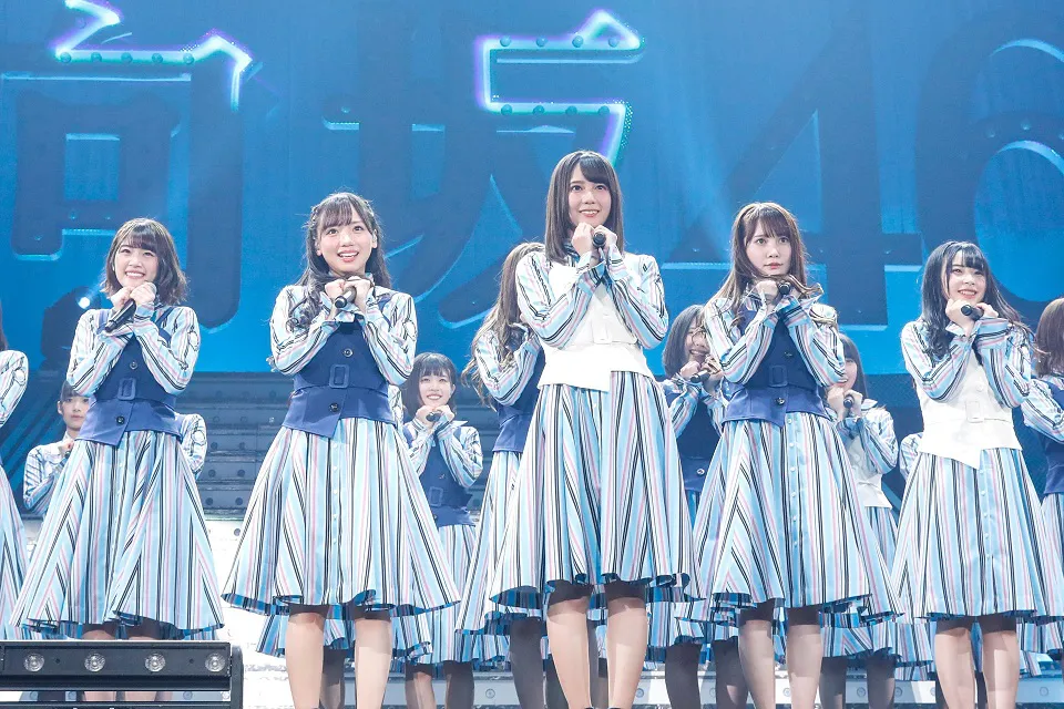 「デビューカウントダウンライブ!!」を開催した日向坂46