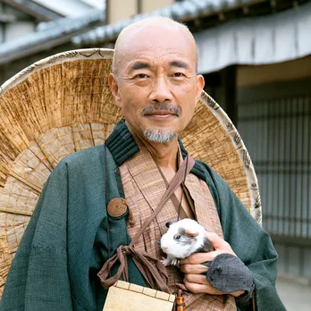 竹中直人が十返舎一九役で「やじ×きた」出演!お供にかわいいモルモット