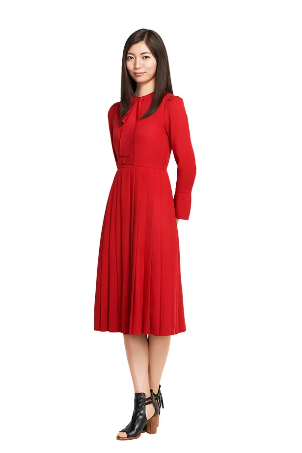 画像・写真 仲村トオル娘がCMデビュー、176cmというスタイルで母親似(3