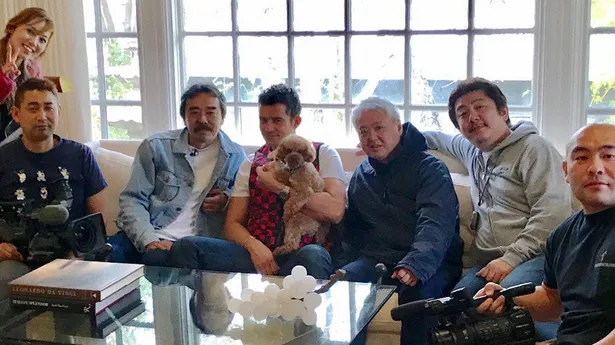 オーランド ブルームの愛犬を日本メディア初取材 パリス ヒルトンの愛犬が住む超高級犬小屋も公開 1 2 芸能ニュースならザテレビジョン
