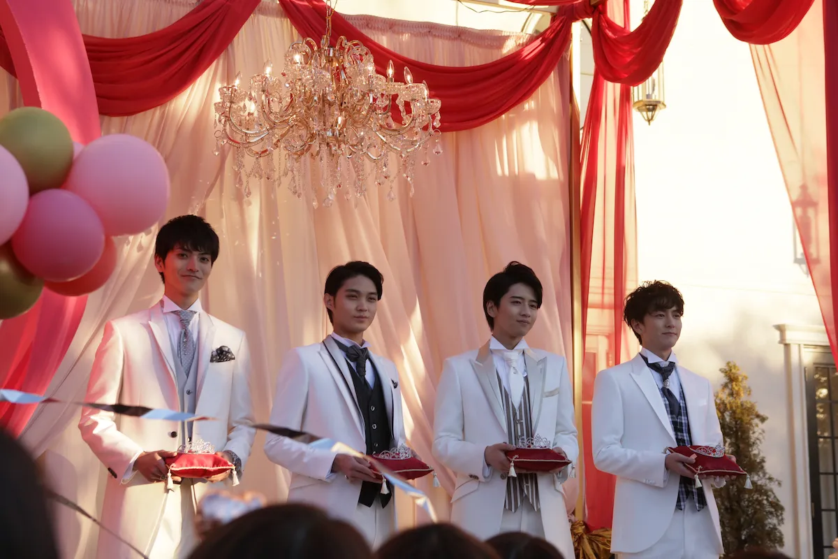 「御曹司ボーイズ」4人組を演じる山本涼介、磯村勇斗、飯島寛騎、稲葉友(写真左から)