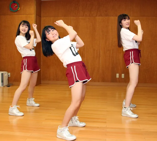 リーダーの高萩千夏は「新メンバーは3人ともダンスを覚えるのが早い」と太鼓判