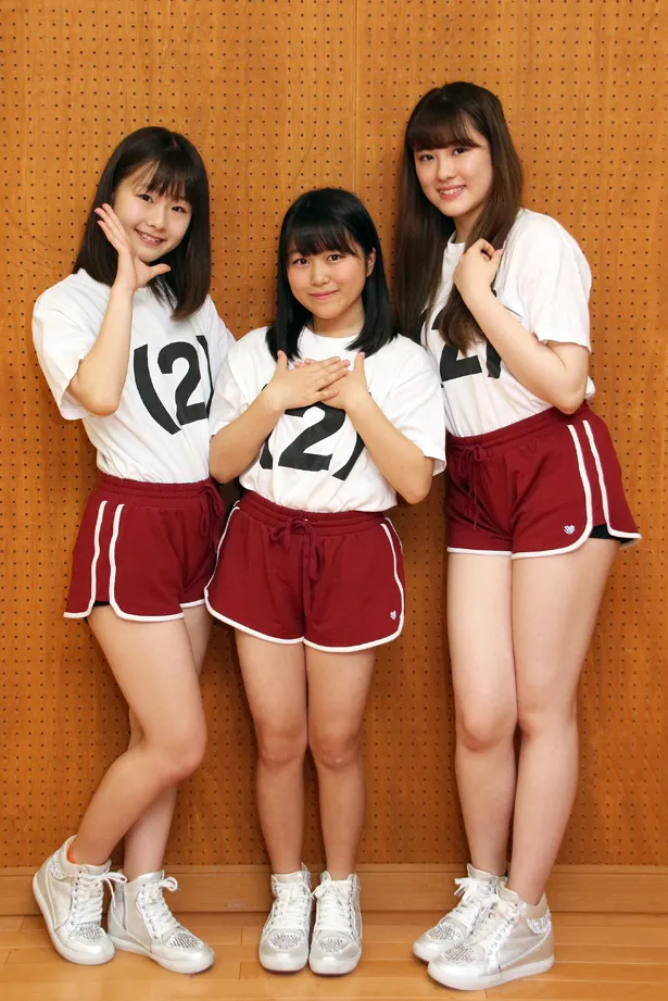新メンバーの新倉愛海、島崎友莉亜、森永新菜(写真左から)