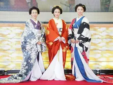 鈴木保奈美、小池栄子の“眼力”に戦々恐々「もう目が落ちそうで…」