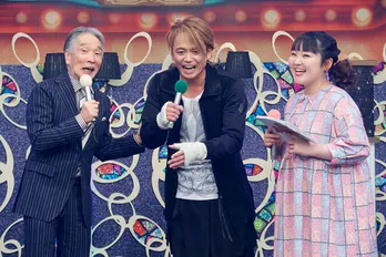 諸星和己が“一人GENJI”で「パラダイス銀河」熱唱!『スケート履いて歌わせたら俺が一番うまい』