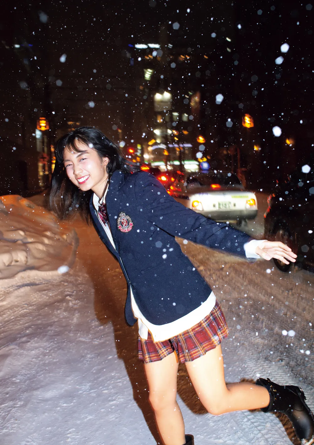 北海道の撮影では記録的な吹雪に見舞われた