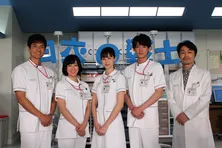 中条あやみ、“変顔”連発で「嫌われないか心配(笑)」＜白衣の戦士！取材会リポ＞