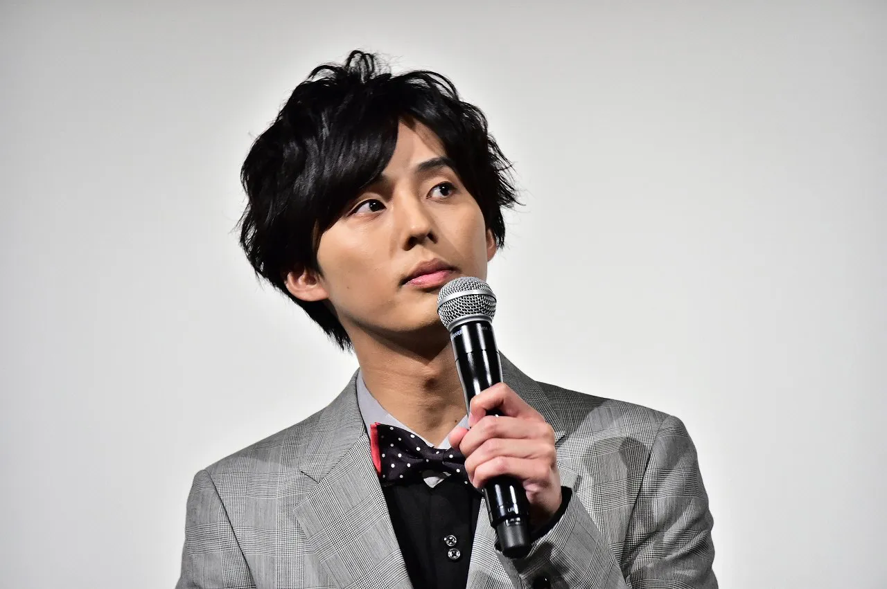 【写真を見る】共演者からのコメントを「褒め言葉」と語る藤ヶ谷太輔