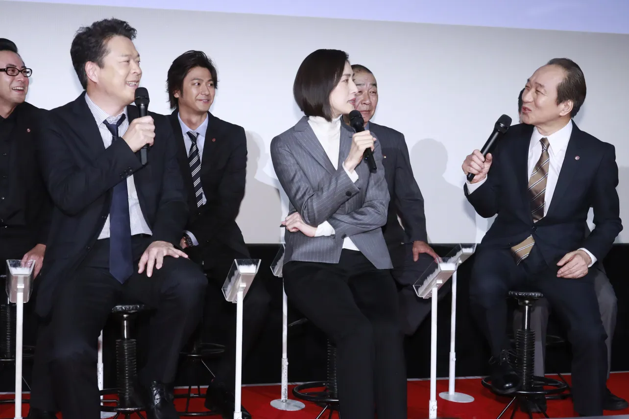 天海祐希や田中哲司は、キントリチームについて「家族や親戚みたいな関係」と語る
