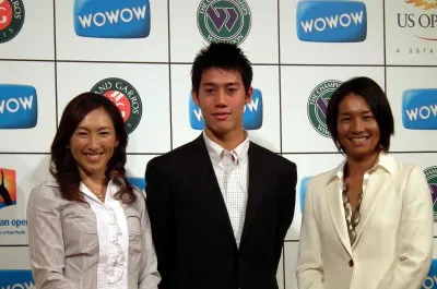 「WOWOWテニス」の会見に出席した杉山愛氏、錦織圭、クルム伊達公子（写真左から）