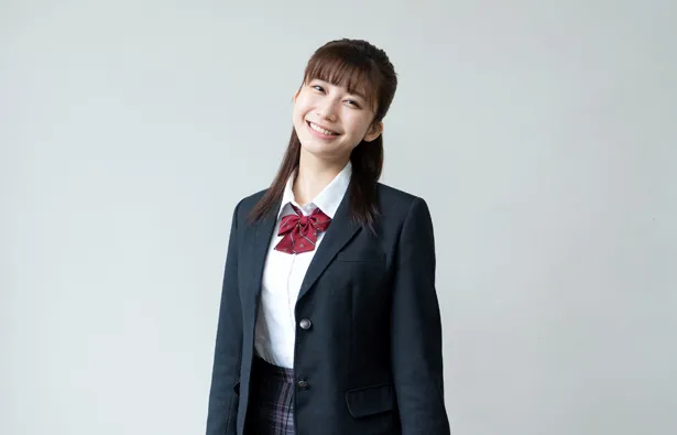 小倉優香が演じるのは育ちが良くおっとりしている草野葉月