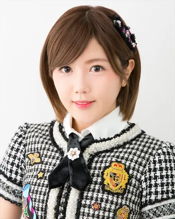 AKB48宮崎美穂、たるんだ後輩に「激クサ靴下」でリアクション芸を指導