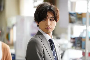 桐山漣「一番視聴者目線に近い役かなと思います」“70点な先生”を体現