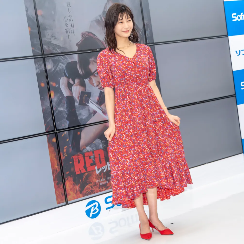 Blu-ray＆DVD「レッド・ブレイド」発売イベントに出席した小倉優香