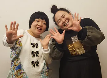 「もっとウケるネタを作りたい!」おかずクラブ、“原点回帰”の単独ライブ開催