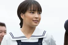 <なつぞら>広瀬すずの“抱きつきたくなる”ような友達は「3年A組」で注目のあの女優!