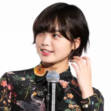 欅坂46平手友梨奈、約半年ぶりの登場にファン歓迎「おかえり」「元気そうで何より」