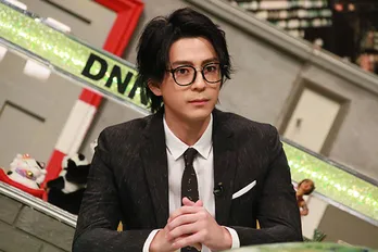 三浦翔平、シュールな収録現場に「手を握り締めて我慢」