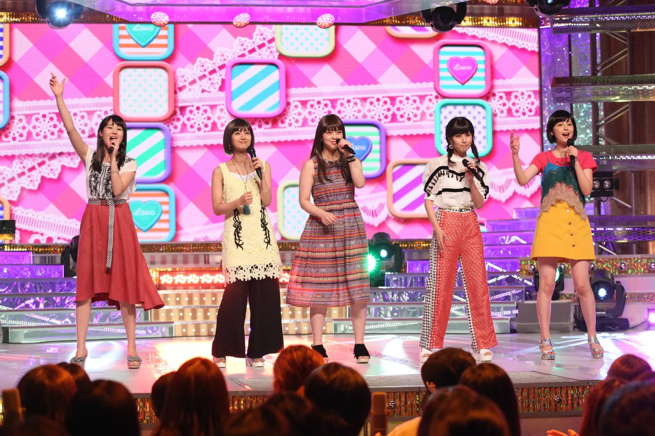 フジテレビ女性アナウンサーによるLittle Glee Monsterのものまね