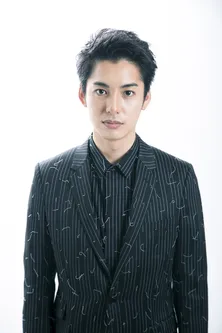 大野拓朗が英国淑女ファッションで“和製メリーポピンズ”に