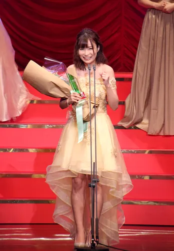 河合あすな“新人セクシー女優”の頂点に!/FANZAアワード【写真特集】