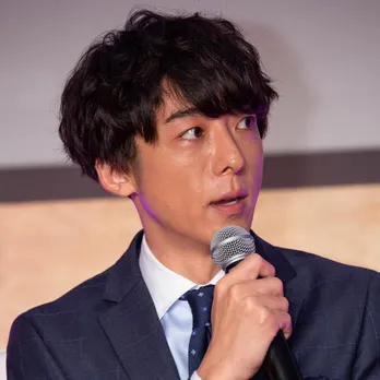 高橋一生、仲里依紗をバックハグ！女子悶絶「破壊力ハンパない…!!」＜東京独身男子＞