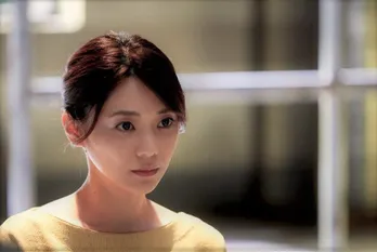 倉科カナ、尊敬する天海祐希との初共演に「いつも以上に身が引き締まりました!」